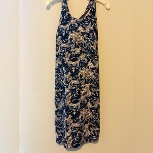 Kyodan - Women’s- Athletic Dress with Leaf/Tropical Print -